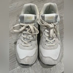 New balance 574 size 9 women’s white excellent condition